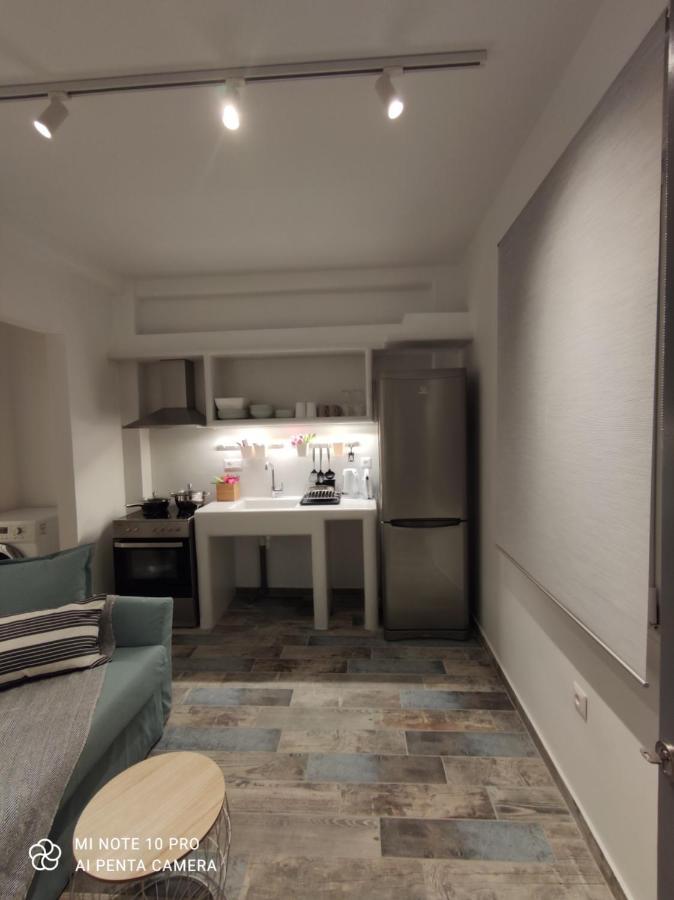 Θίς Luxury Apartments Lutrá Kültér fotó