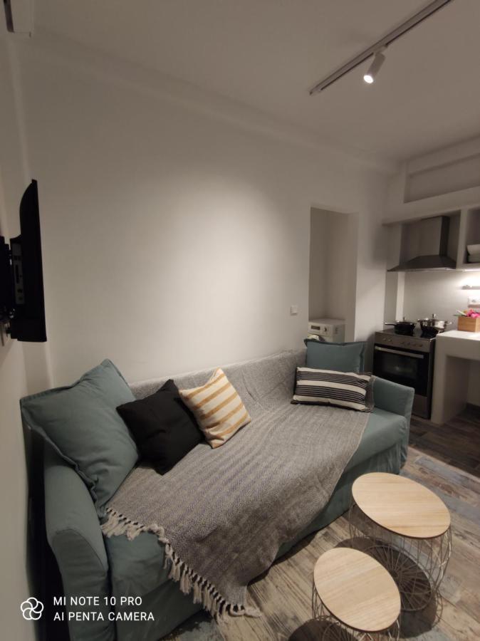 Θίς Luxury Apartments Lutrá Kültér fotó